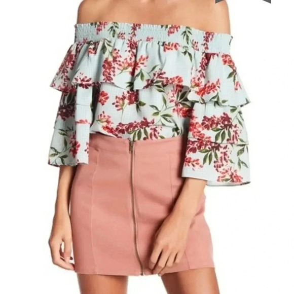 14th & Union Off Shoulder Bardot Top - Picture 1 of 4